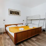 Gemuetliches Gaestehaus Am Rhein! Tatil Evi