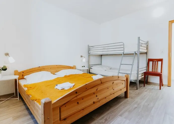 Gemuetliches Gaestehaus Am Rhein!